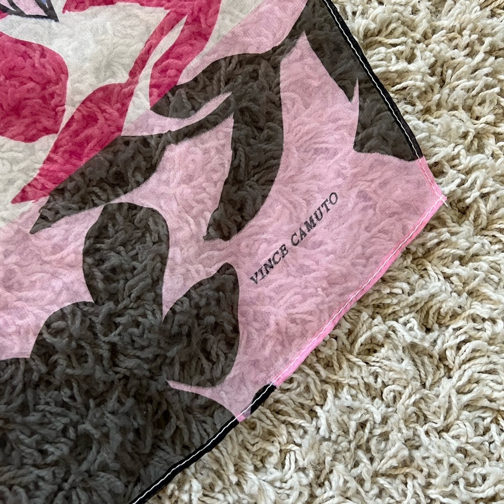Pink Flower Design Scarf - Picture 2 of 2